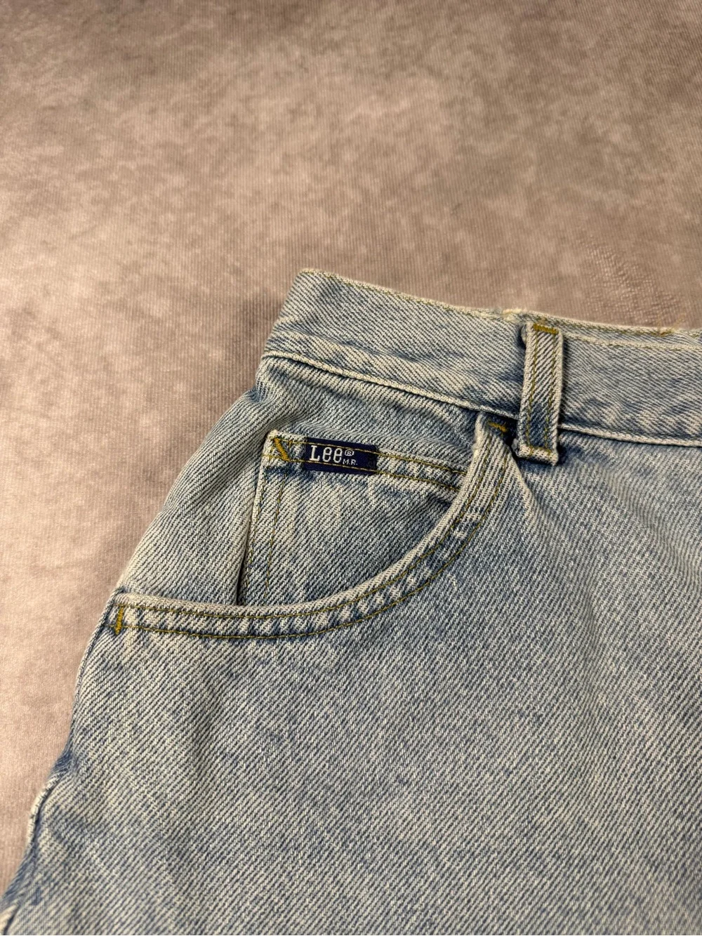 Vintage Women’s Lee Denim Mom Shorts Light Wash, Size 18 Long, Excellent Cond
